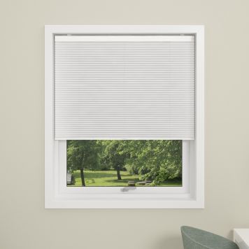 PLISSÉ TOUCH DEBEL TRÅDLØS 70% MØRKLEGGENDE 60X160CM HVIT